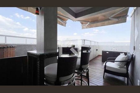 Apartamento para alugar com 3 quartos, 160m² em Vila Bertioga, São Paulo
