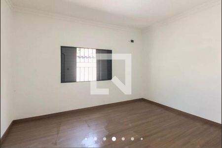 Casa à venda com 3 quartos, 216m² em Vila Aricanduva, São Paulo