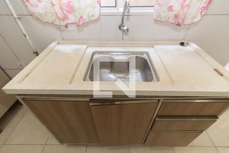 Sala/Cozinha de apartamento para alugar com 2 quartos, 37m² em Cidade Antônio Estêvão de Carvalho, São Paulo