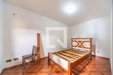 Quarto  de casa para alugar com 1 quarto, 157m² em Parque das Nações, Santo André