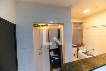 Área de Serviço de apartamento à venda com 2 quartos, 59m² em Santa Rosa, Niterói