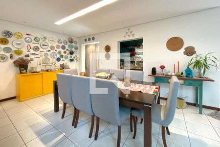 Sala de Jantar de casa de condomínio à venda com 4 quartos, 344m² em Ouro Velho Mansões, Nova Lima