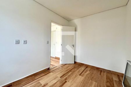 Quarto de apartamento à venda com 1 quarto, 34m² em Vila Guarani (zona Sul), São Paulo