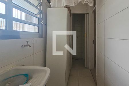 Área de serviço de apartamento para alugar com 2 quartos, 66m² em Centro, Guarujá