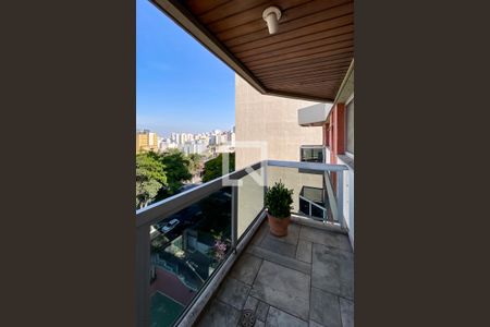 Varanda de apartamento à venda com 3 quartos, 260m² em Morro dos Ingleses, São Paulo