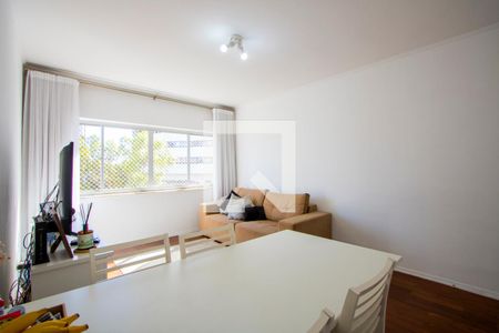 Sala de apartamento à venda com 3 quartos, 75m² em Vila Assunção, Santo André