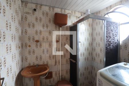 Banheiro de kitnet/studio para alugar com 1 quarto, 35m² em Centro, Canoas