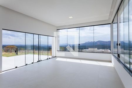 sala de casa de condomínio à venda com 4 quartos, 305m² em Casa Branca, Brumadinho