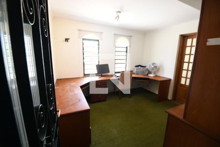 Sala /  Escritório de casa à venda com 3 quartos, 270m² em Parque São Quirino, Campinas