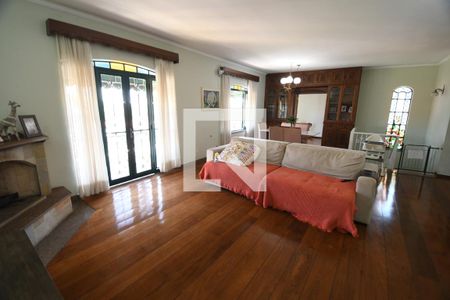 Sala de casa à venda com 3 quartos, 270m² em Parque São Quirino, Campinas