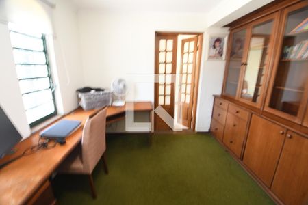 Sala /  Escritório de casa à venda com 3 quartos, 270m² em Parque São Quirino, Campinas