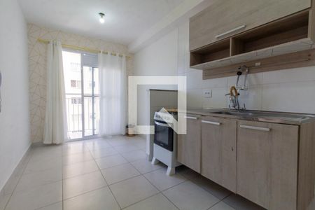 Sala/Cozinha de apartamento para alugar com 1 quarto, 34m² em Vila Penteado, São Paulo