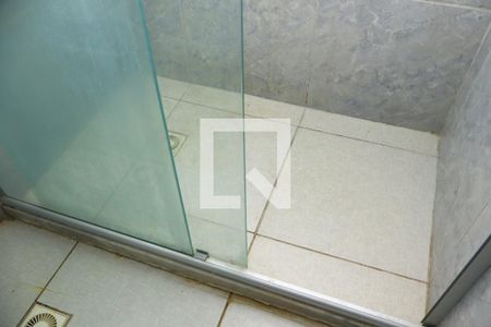 Banheiro da Suíte de casa para alugar com 2 quartos, 75m² em Pernambués, Salvador