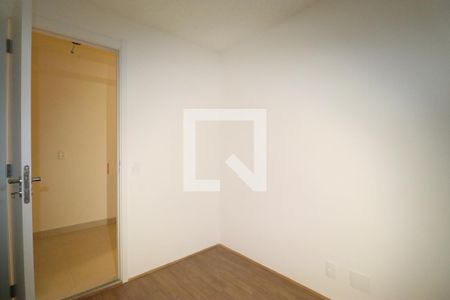 Quarto 2 de apartamento para alugar com 2 quartos, 34m² em Parque Industrial Tomas Edson, São Paulo