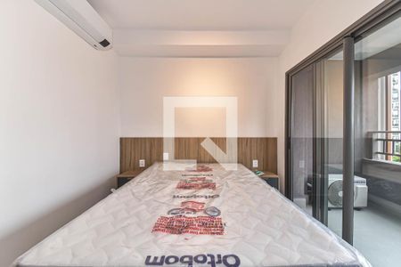Quarto de kitnet/studio à venda com 1 quarto, 27m² em Campo Belo, São Paulo