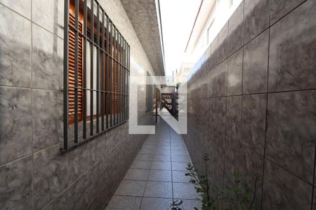 Corredor Lateral de casa à venda com 2 quartos, 125m² em Aricanduva, São Paulo