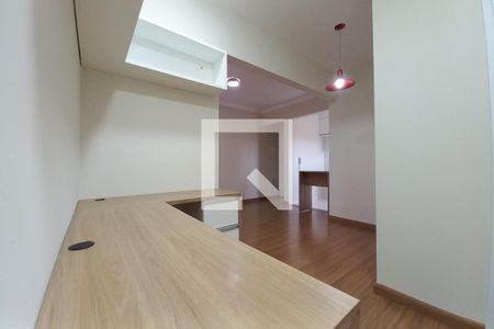 Corredor de apartamento para alugar com 3 quartos, 80m² em Parque Prado, Campinas