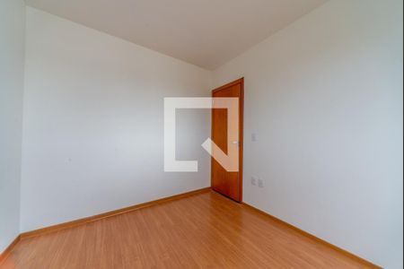 Quarto 1 de apartamento para alugar com 2 quartos, 40m² em Jardim Krahe, Viamão