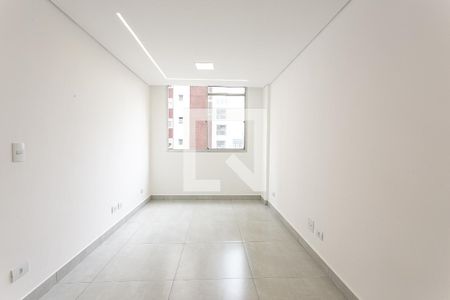 Apartamento para alugar com 1 quarto, 42m² em Vila Gomes Cardim, São Paulo