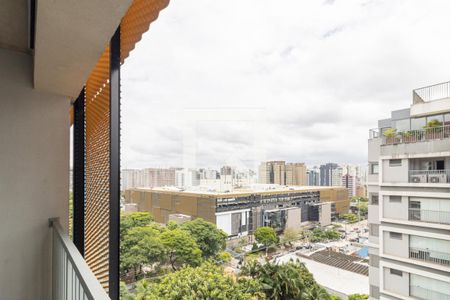 Varanda de kitnet/studio para alugar com 1 quarto, 22m² em Indianópolis, São Paulo