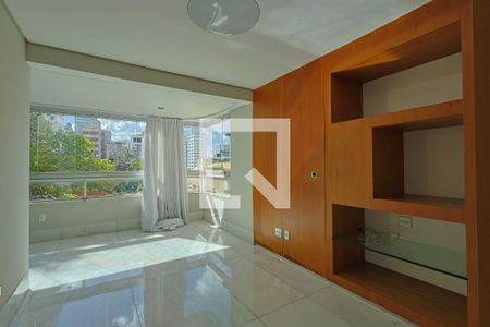 Sala de apartamento à venda com 3 quartos, 136m² em Santo Agostinho, Belo Horizonte