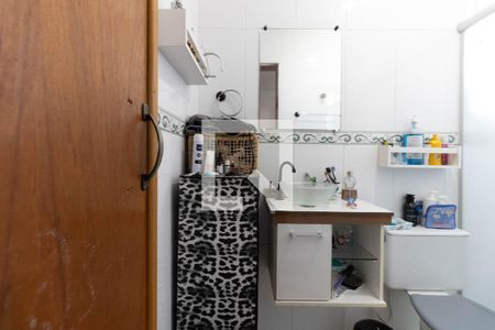 Banheiro  de casa para alugar com 2 quartos, 200m² em Sacoma, São Paulo