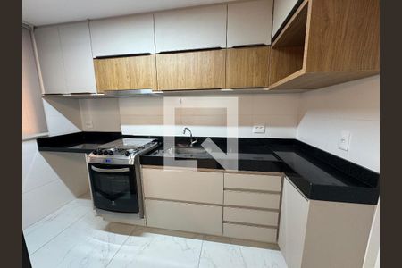 Cozinha de apartamento à venda com 2 quartos, 69m² em Santo Agostinho, Belo Horizonte