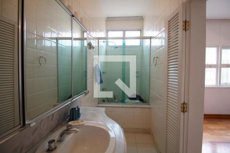 Apartamento para alugar com 3 quartos, 201m² em Jardim Paulista, São Paulo