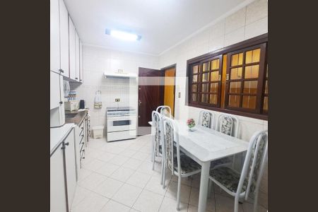 Cozinha de casa à venda com 2 quartos, 246m² em Cipava, Osasco