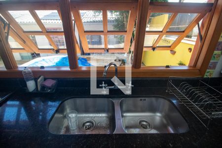 Cozinha de casa à venda com 3 quartos, 200m² em Santa Tereza, Porto Alegre