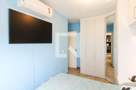 Quarto 1 de apartamento à venda com 2 quartos, 52m² em Fátima, Canoas