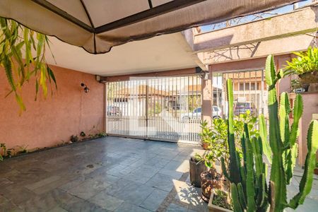 Casa à venda com 3 quartos, 203m² em Cidade Vargas, São Paulo