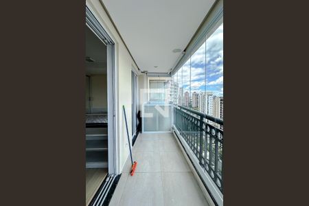 Varanda de kitnet/studio para alugar com 1 quarto, 40m² em Vila Regente Feijó, São Paulo