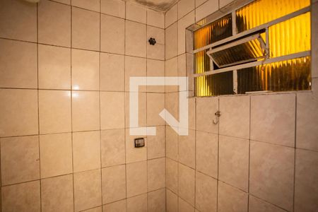 Banheiro de casa para alugar com 1 quarto, 50m² em Lauzane Paulista, São Paulo