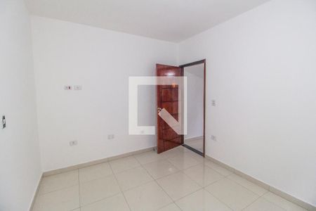 Quarto de casa para alugar com 1 quarto, 50m² em Parque Jandaia, Carapicuíba