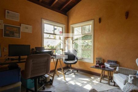 Casa à venda com 4 quartos, 400m² em Morumbi, São Paulo