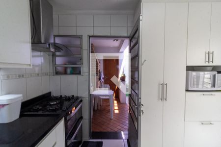 Casa à venda com 160m², 4 quartos e 2 vagasCozinha