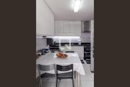 Casa à venda com 160m², 4 quartos e 2 vagasCozinha