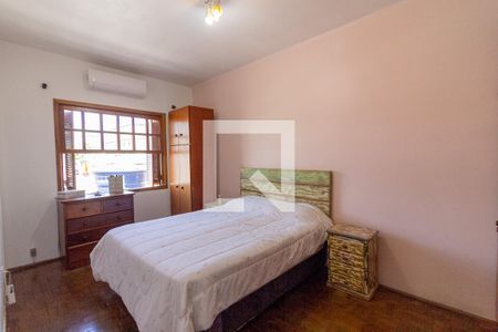 Casa à venda com 160m², 4 quartos e 2 vagasQuarto 3 - Suíte