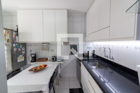 Casa à venda com 160m², 4 quartos e 2 vagasCozinha