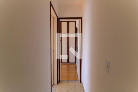 Banheiro Corredor de apartamento para alugar com 2 quartos, 75m² em Todos Os Santos, Rio de Janeiro