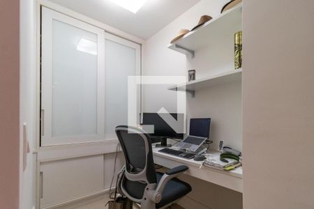 Escritório de apartamento à venda com 3 quartos, 134m² em Várzea da Barra Funda, São Paulo