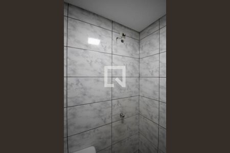 Banheiro de casa para alugar com 1 quarto, 39m² em Vila Germinal, São Paulo