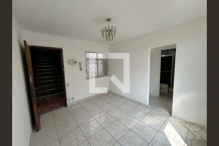 Sala de apartamento para alugar com 1 quarto, 47m² em Osvaldo Cruz, Rio de Janeiro