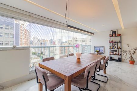 Vista/Varanda de apartamento à venda com 2 quartos, 110m² em Pinheiros, São Paulo