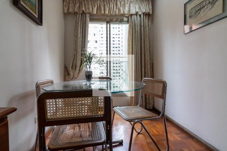 Sala de apartamento para alugar com 2 quartos, 50m² em Indianópolis, São Paulo