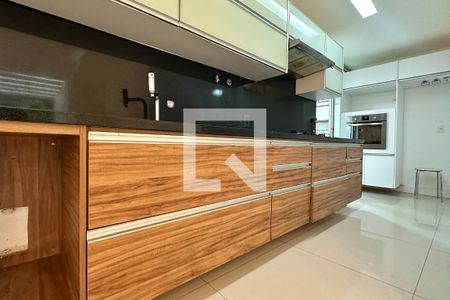 Apartamento à venda com 2 quartos, 117m² em Copacabana, Rio de Janeiro