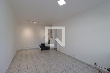 Sala de TV de casa para alugar com 3 quartos, 266m² em Vila Guiomar, Santo André