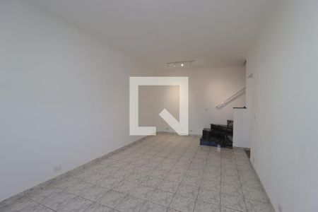 Sala de TV de casa para alugar com 3 quartos, 266m² em Vila Guiomar, Santo André