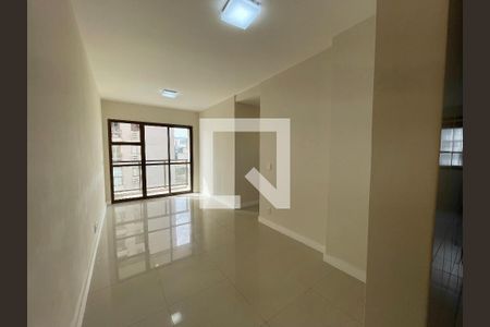 Apartamento à venda com 3 quartos, 66m² em Pilares, Rio de Janeiro